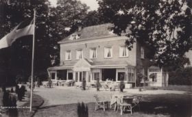 Hotel Brinkman Hoofdstraat 1956 FB en site 17-8-2017.jpg