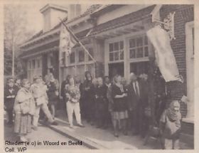 Unicef winkel aan de Binnenweg Ellecom vierde april 1996 het tweede lustrum FB 21 aug. 2016.jpg