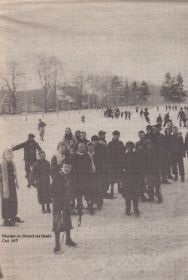 IJspret op de baan van de Dierense Speeltuin in 1957 met RWB en WP.jpg