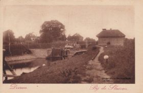 Kanaal en sluis in rond 1925 FB 3 juni 2026.jpg