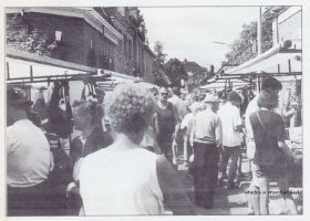 Zomerfeest was het ook in 1996 in de Kruisstraat Dieren FB en site met RWB en WP 25 jan. 2015 twee.jpg