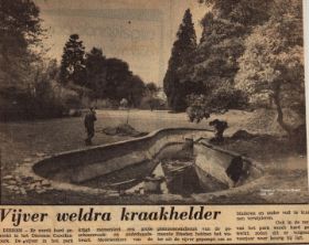 Oude vijver Carolinapark kraakhelder maken okt. 1981 FB 7 dec. 1981.jpg