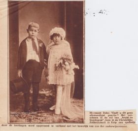 2 leerlingen van de Frobelschool Velp februari 1928 FB en site 26 april 2015.jpg