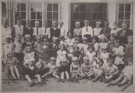School Kerkallee rond 1930 FB 10 jan. 2016.jpg