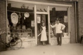 Sparwinkel van de Bijl buurtweg rheden FB 26 juli 2015.jpg