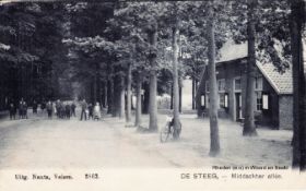 Middachter Alle vanuit Hoofdstraat-Rijksweg De Steeg  verstuurd juni 1905 FB en site 9-11-2017.jpg
