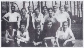 Kampionselftal EDS A-junioren 1947 met dank aan FB-vriend.jpg